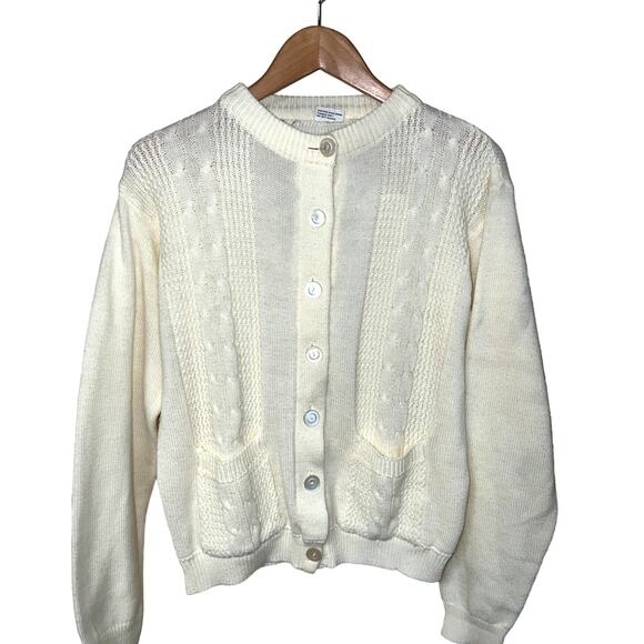 Large Cardigan SWEATER Grandmacore Cream Winter White Pockets Vintage 90's Y2K - Picture 1 of 7
